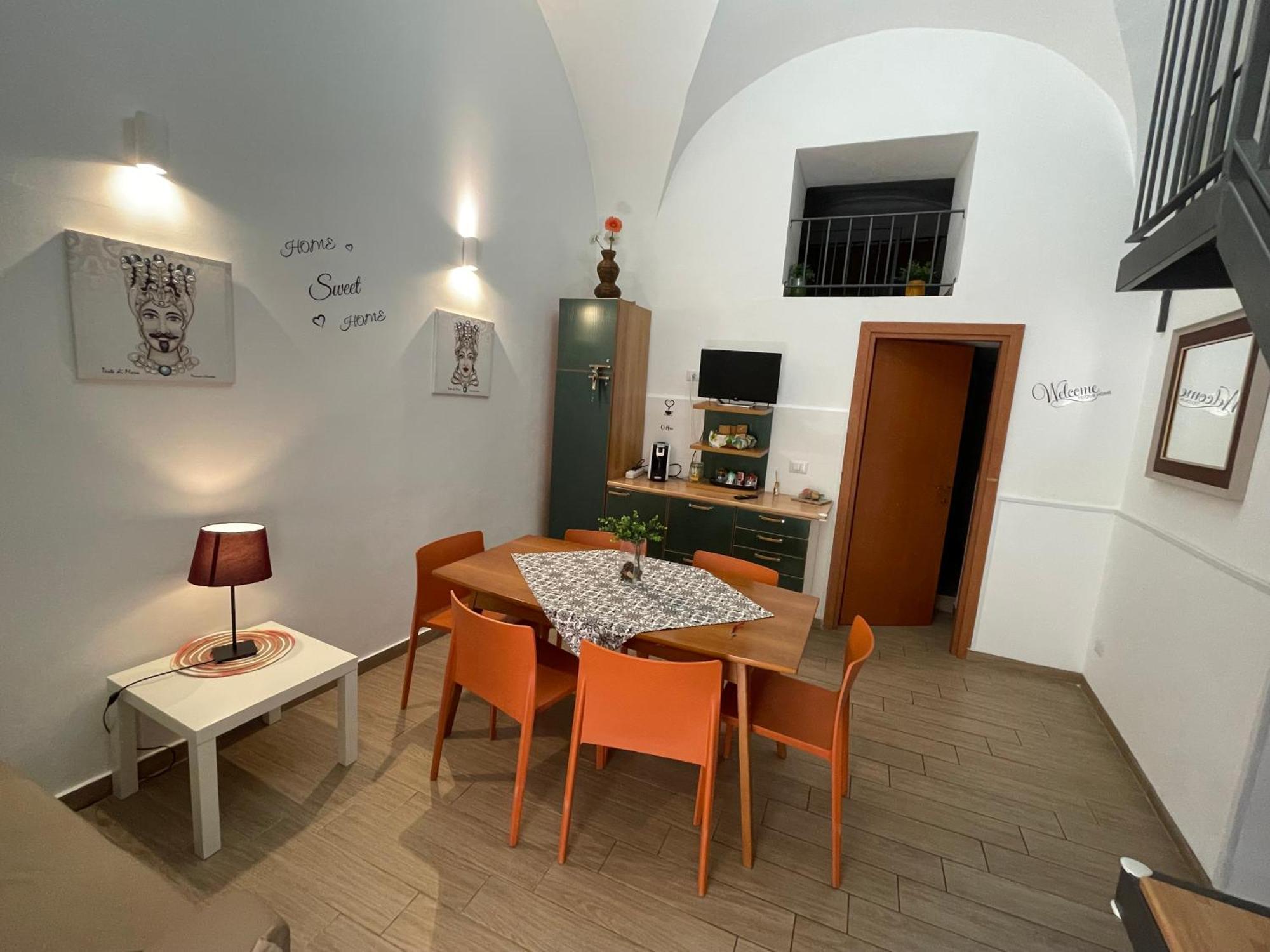 Due Passi Dal Centro Apartment Catania Exterior photo